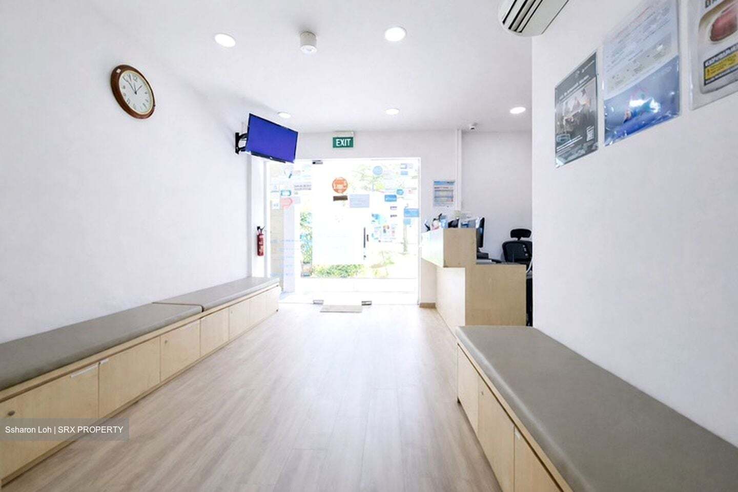Jurong East Street 24 (D22), Shop House #580063711
